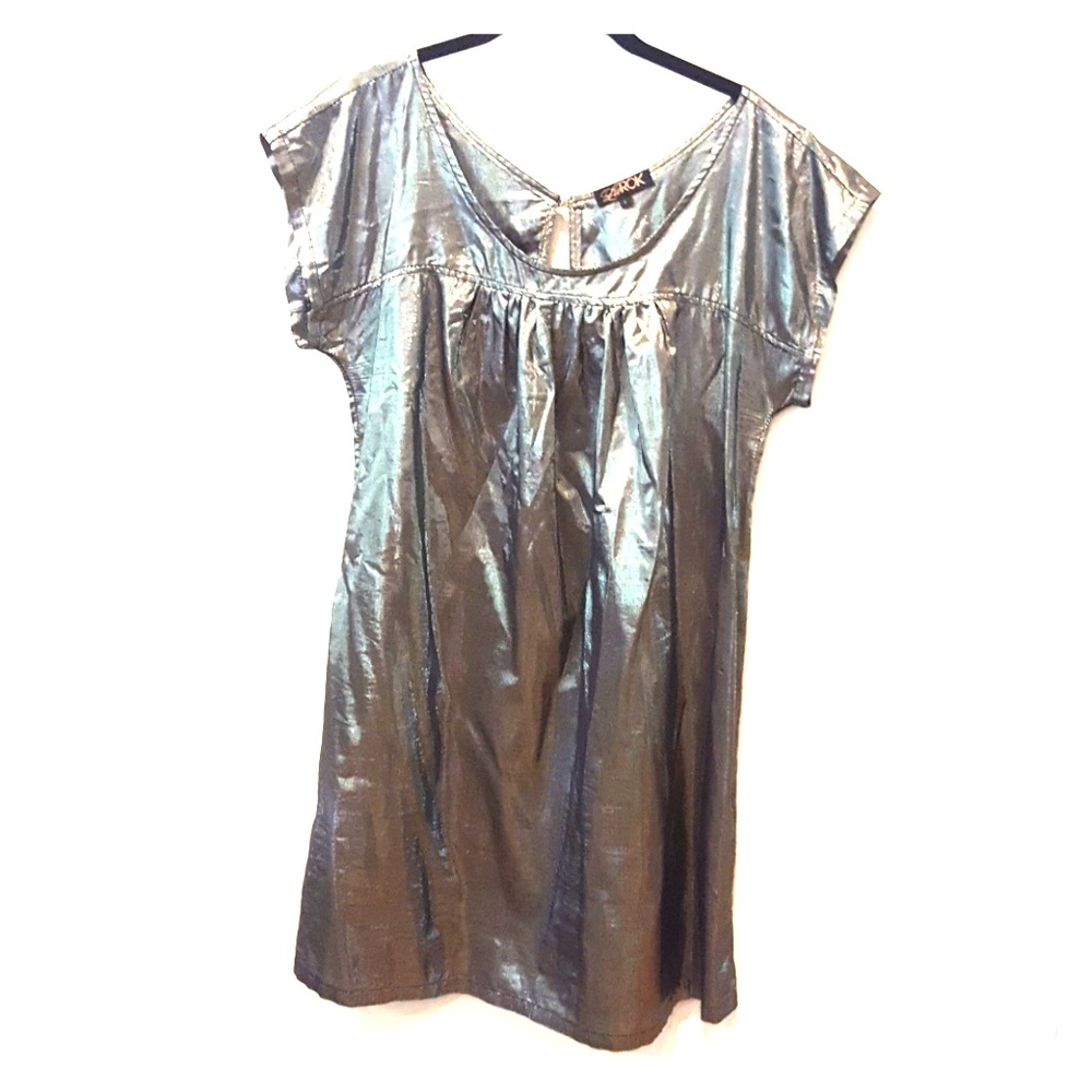 LaRok silver tunic
